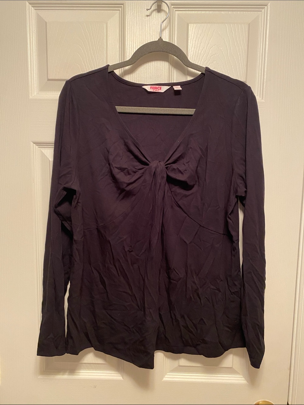 Fierce by Mally Long-Sleeve Knot Front Top in Black…size L